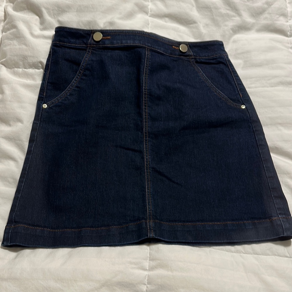 Loft - Denim Mini Skirt - Size 6